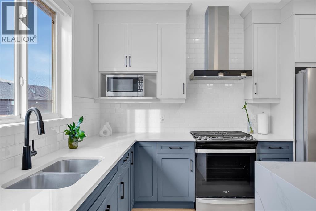 153 Edith Way Nw, Calgary, Alberta  T3R 2B8 - Photo 12 - A2279107