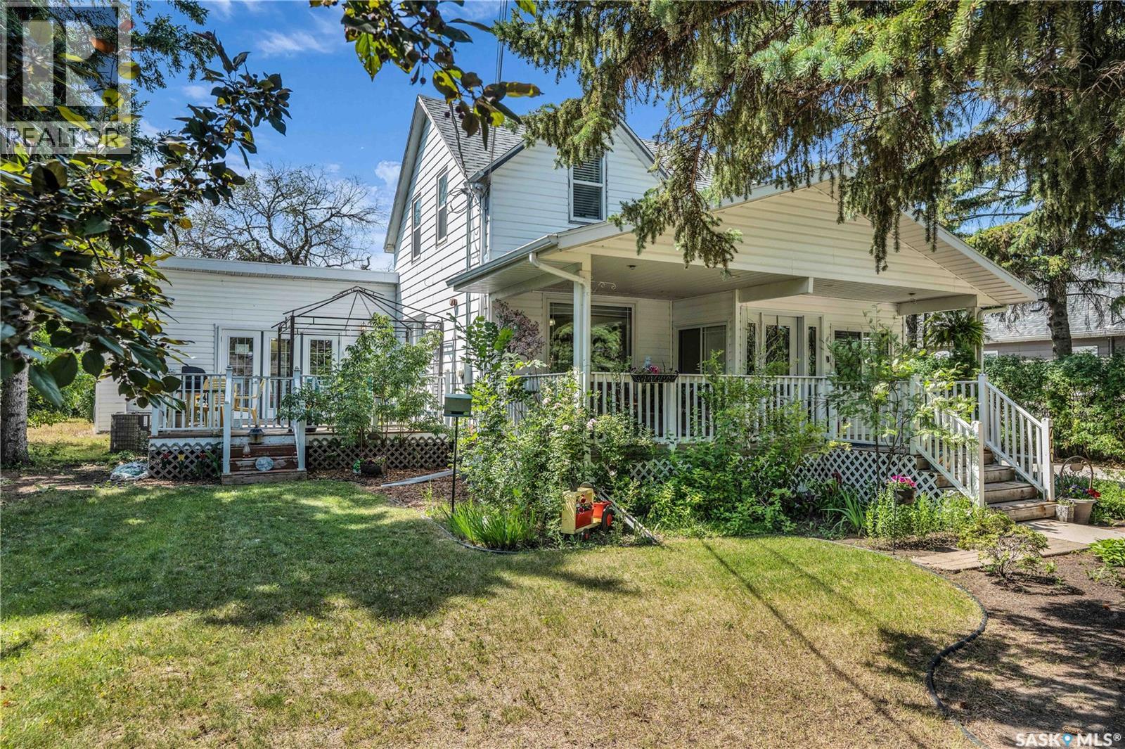 710 Stella Street, Grenfell, Saskatchewan  S0G 2B0 - Photo 4 - SK026892