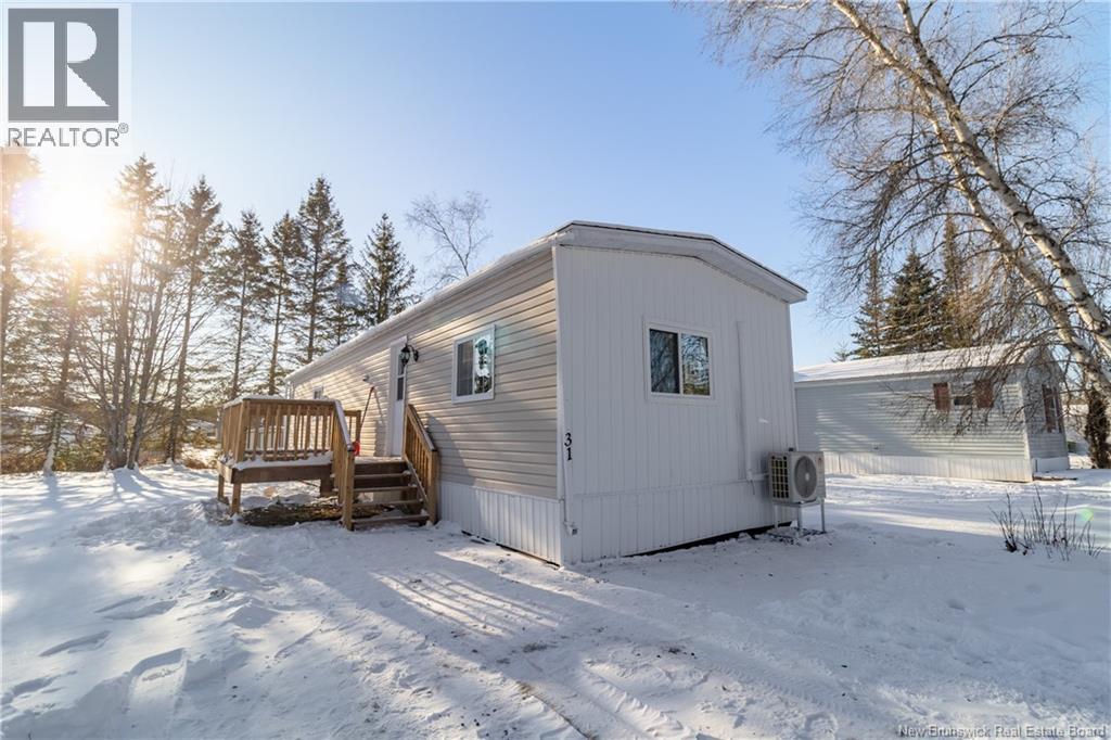 31 Ramsey Street, Lincoln, New Brunswick E3B 6X1 - Photo 2 - NB132261