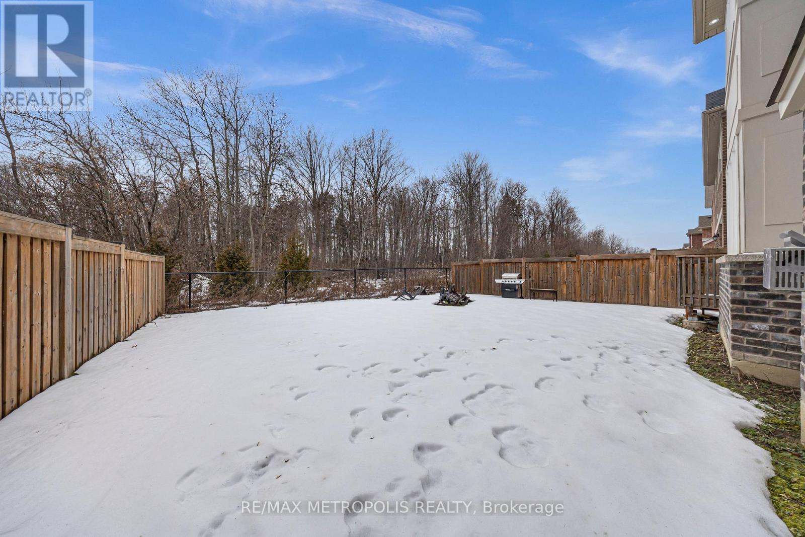 94 Newhouse Boulevard, Caledon, Ontario  L7C 4E4 - Photo 25 - W12700150