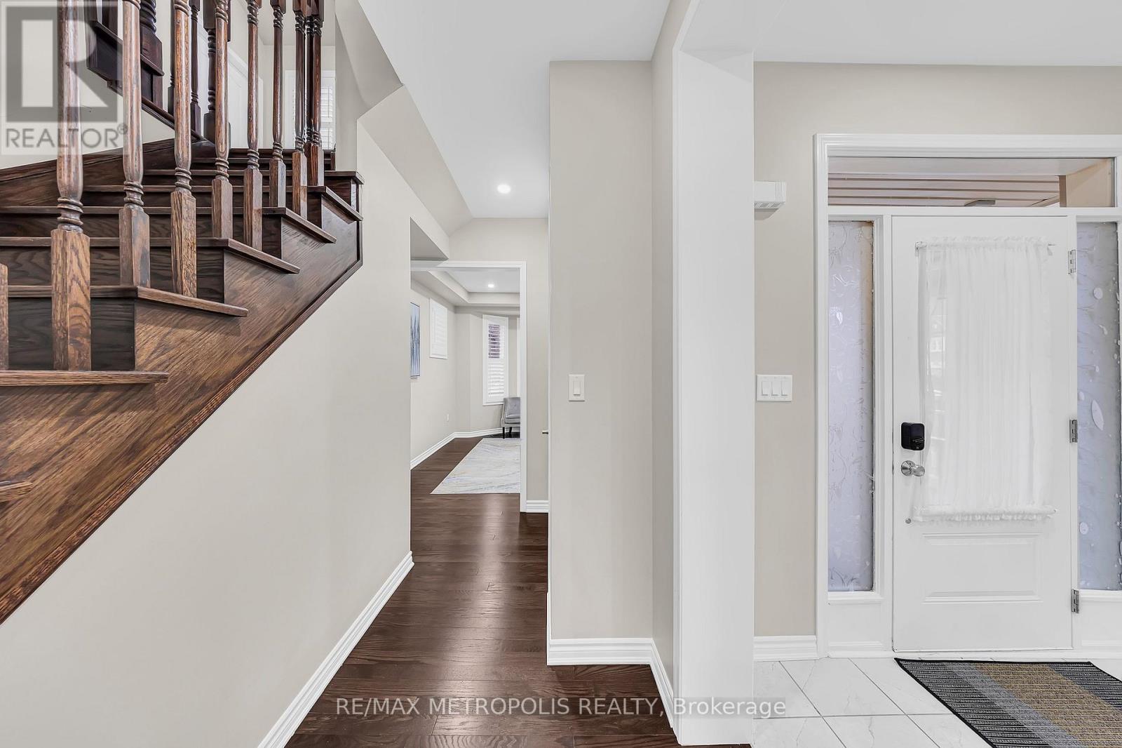 94 Newhouse Boulevard, Caledon, Ontario  L7C 4E4 - Photo 29 - W12700150