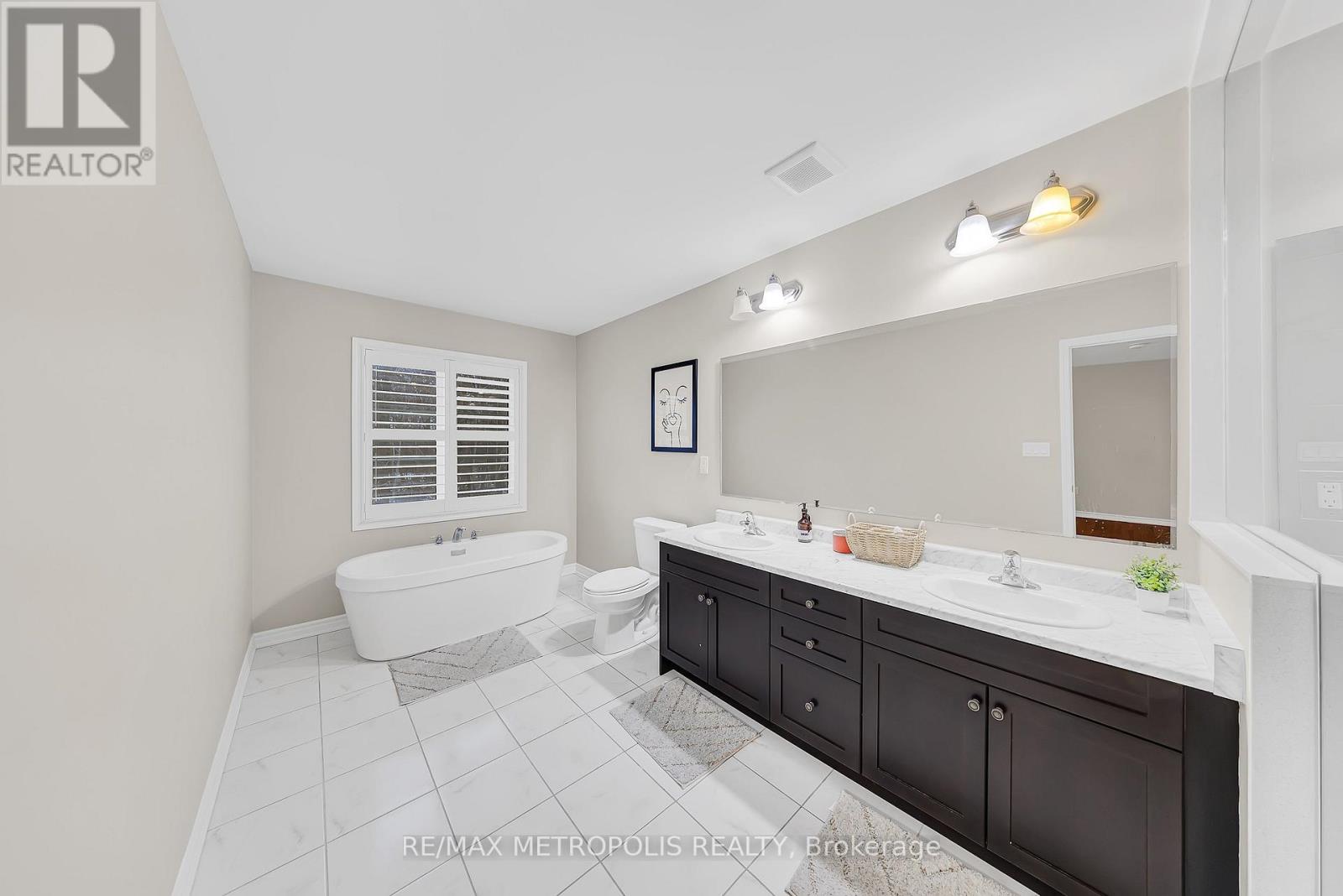 94 Newhouse Boulevard, Caledon, Ontario  L7C 4E4 - Photo 41 - W12700150