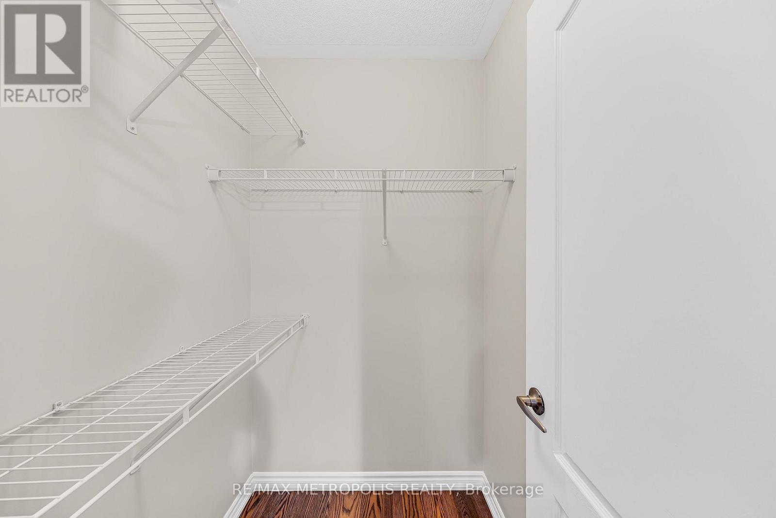 94 Newhouse Boulevard, Caledon, Ontario  L7C 4E4 - Photo 47 - W12700150