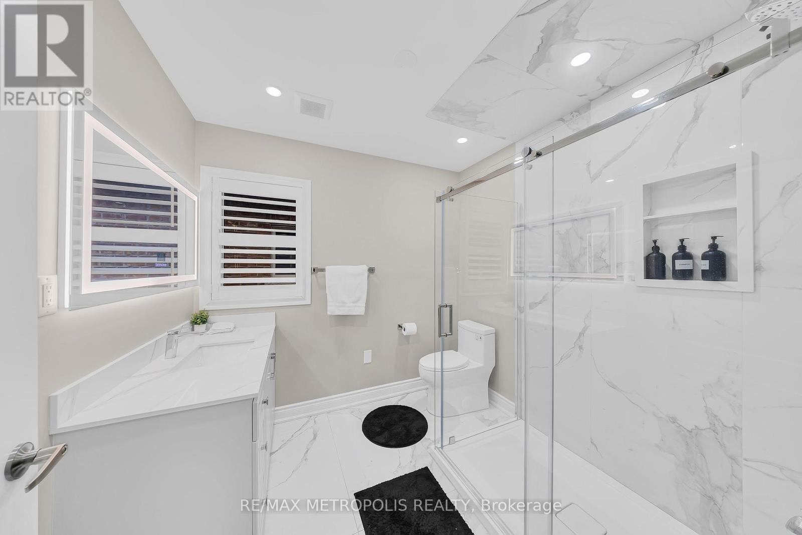 94 Newhouse Boulevard, Caledon, Ontario  L7C 4E4 - Photo 48 - W12700150