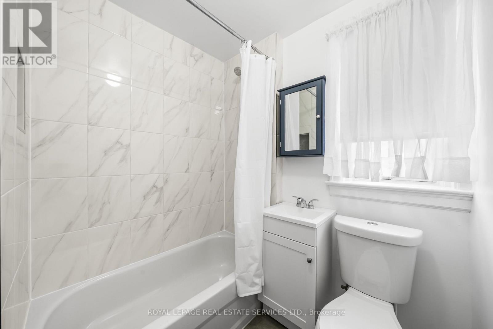 616 Old Weston Road, Toronto, Ontario  M6N 3B3 - Photo 10 - W12700152