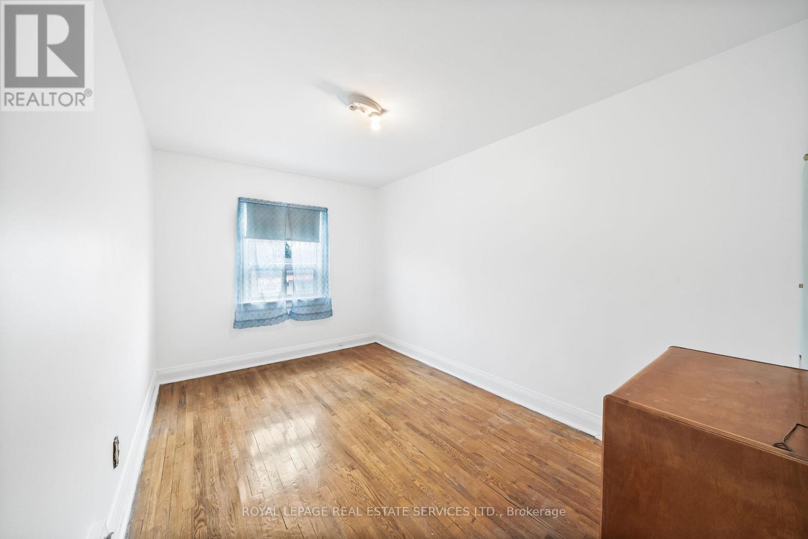 616 Old Weston Road, Toronto, Ontario  M6N 3B3 - Photo 11 - W12700152
