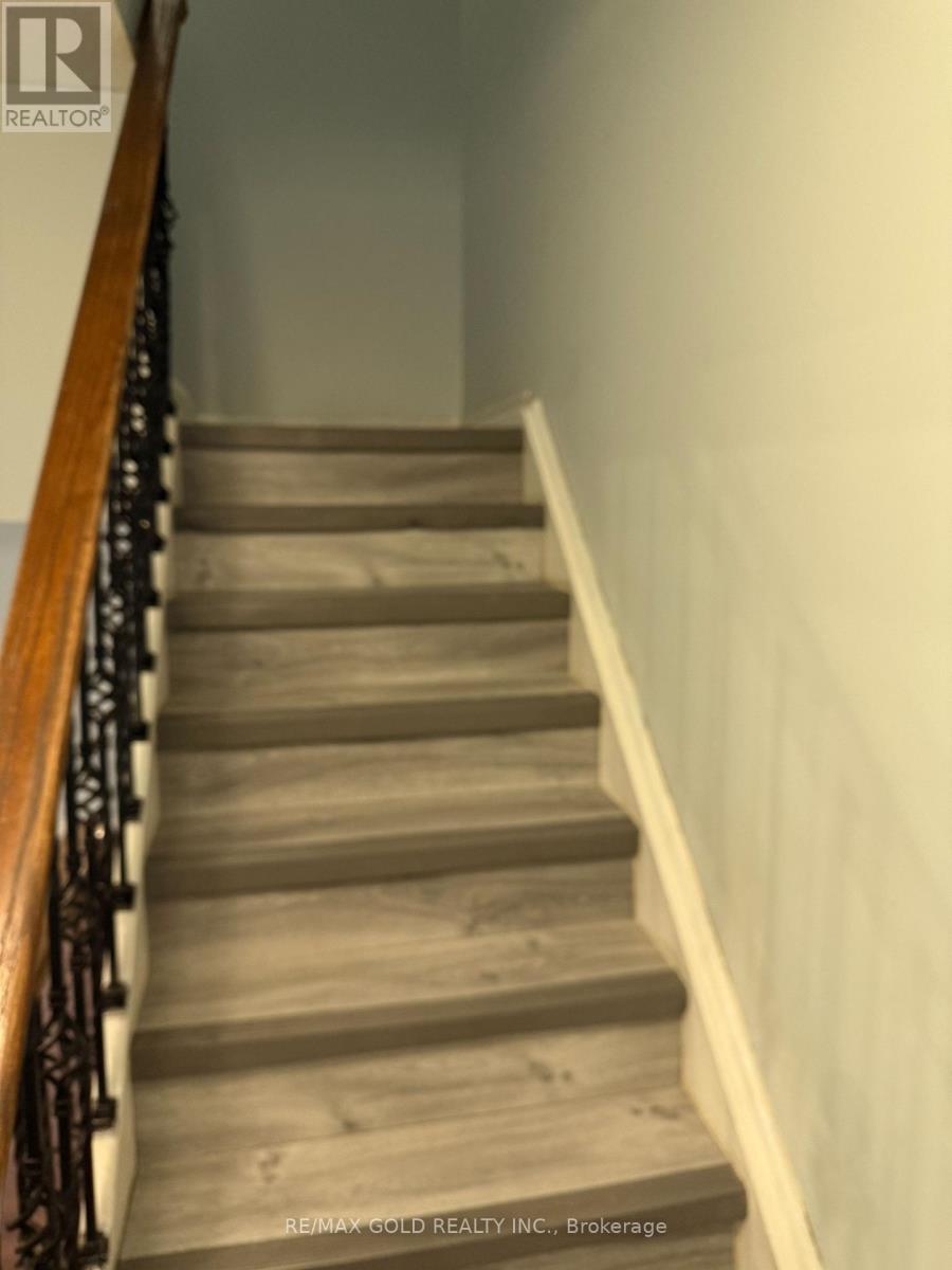 30 - 30 Tara Park Crescent, Brampton, Ontario  L6V 3E3 - Photo 10 - W12700158