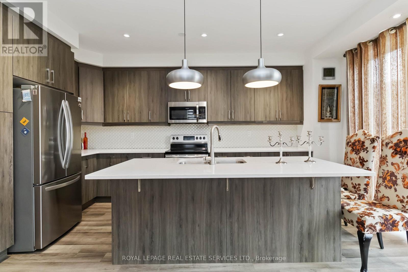 1280 Sycamore Garden, Milton, Ontario  L9E 1R6 - Photo 13 - W12700176