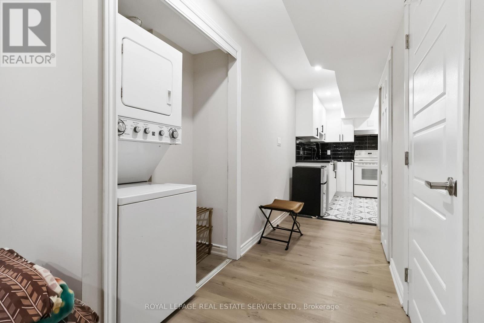 1280 Sycamore Garden, Milton, Ontario  L9E 1R6 - Photo 37 - W12700176