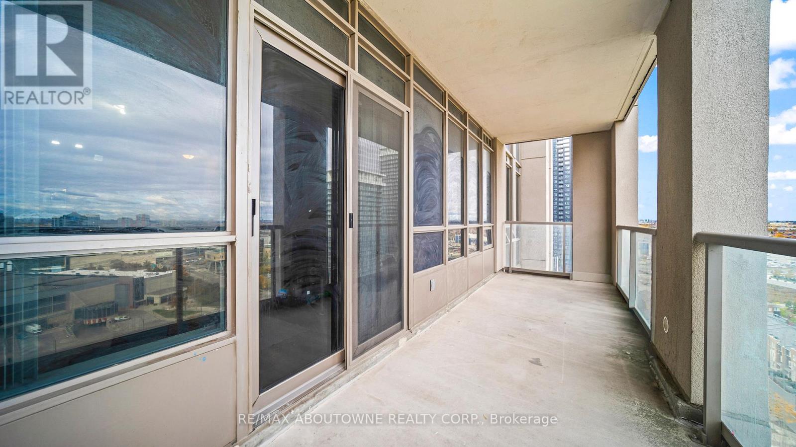 1609 - 388 Prince Of Wales Drive, Mississauga, Ontario  L5B 0A1 - Photo 14 - W12700182