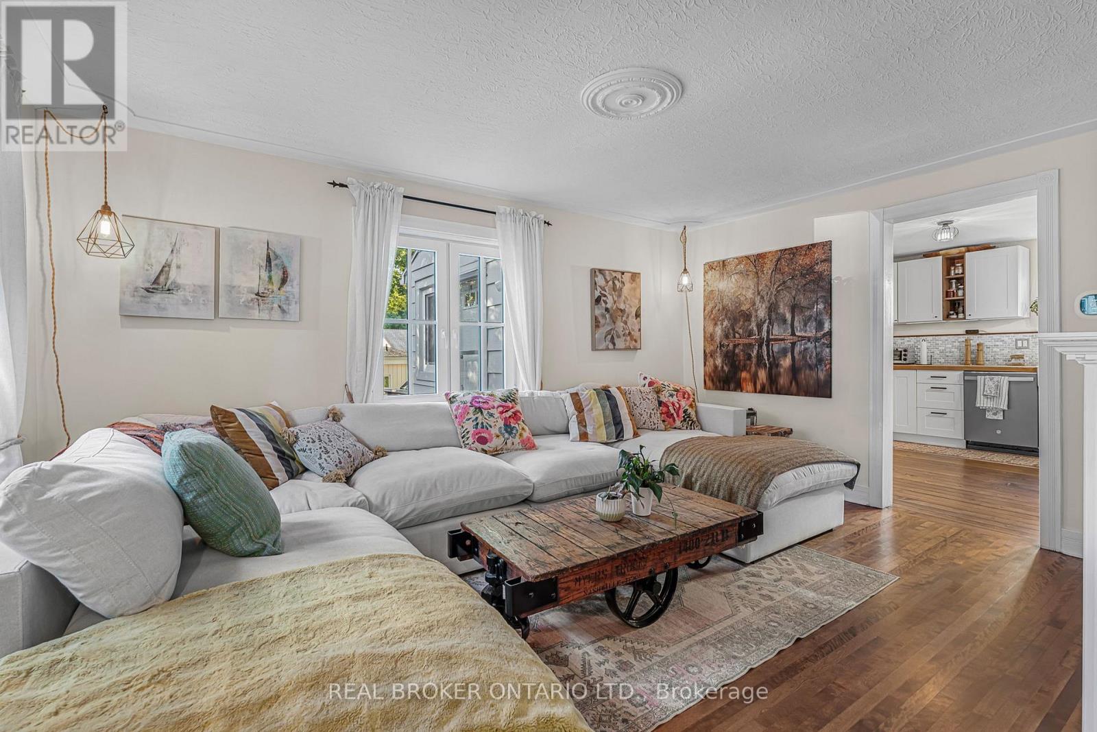 24 Robinson Street S, Grimsby, Ontario  L3M 3C4 - Photo 20 - X12700248