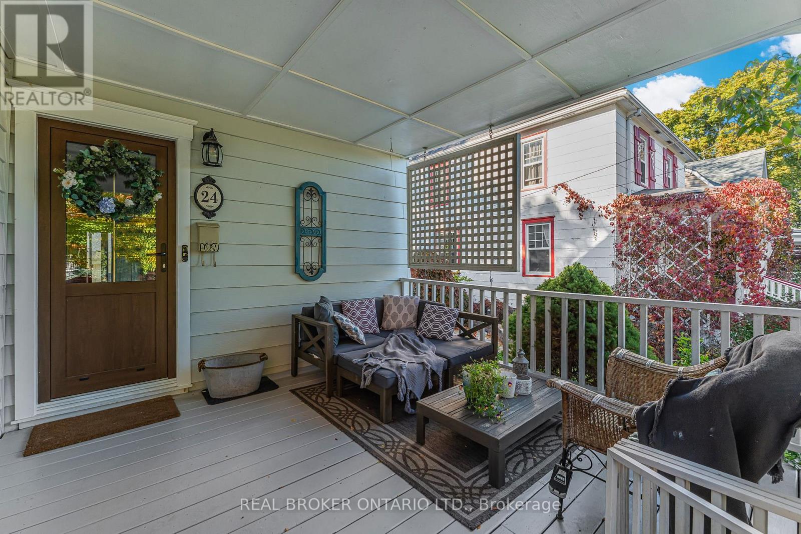 24 Robinson Street S, Grimsby, Ontario  L3M 3C4 - Photo 6 - X12700248