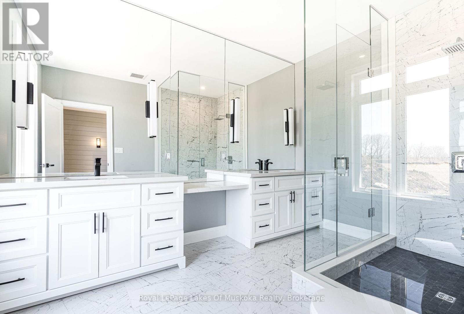 21 Henry Ball Court, Oro-Medonte (Warminister), Ontario  L0K 2G1 - Photo 19 - S12700412