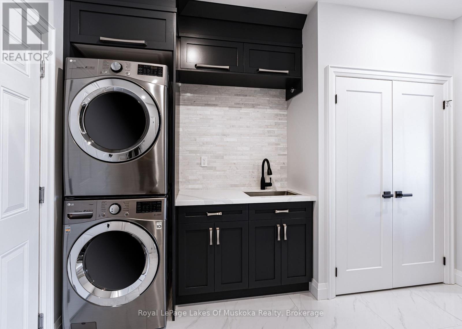 21 Henry Ball Court, Oro-Medonte (Warminister), Ontario  L0K 2G1 - Photo 24 - S12700412