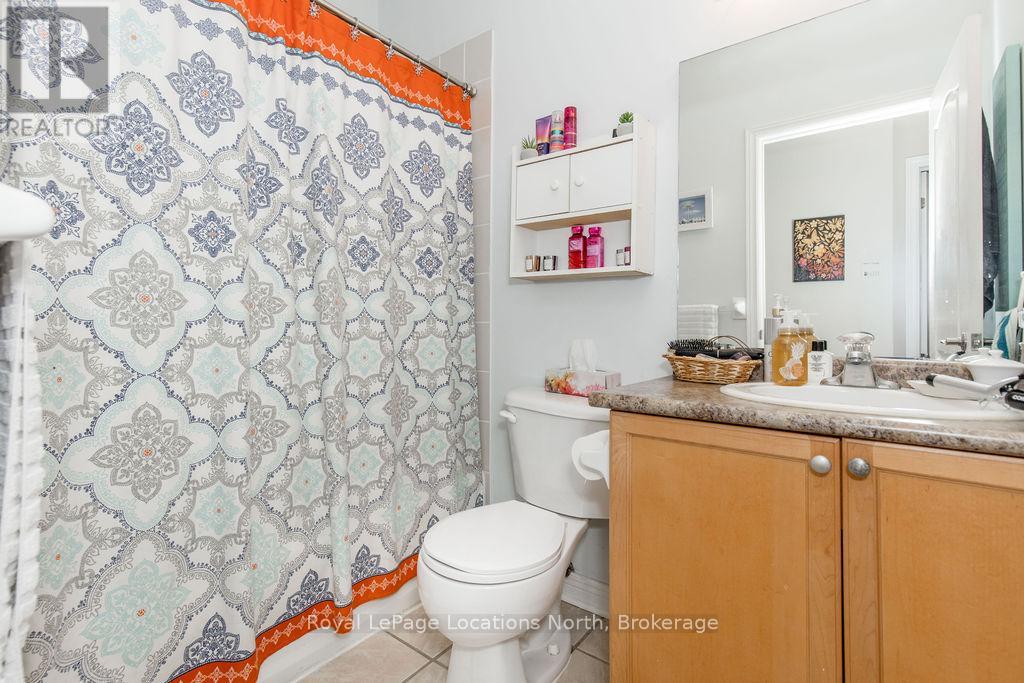 46 Admiral Road, Wasaga Beach, Ontario  L9Z 3C6 - Photo 11 - S12700416