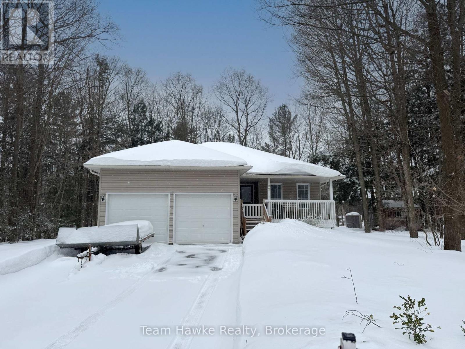 22 LAURIER BOULEVARD, Tiny, Ontario