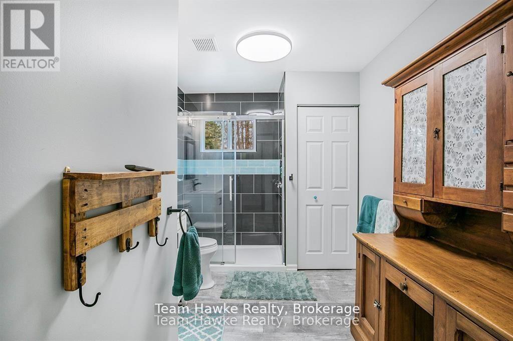 22 Laurier Boulevard, Tiny, Ontario L9M 0J2 - Photo 17 - S12700442