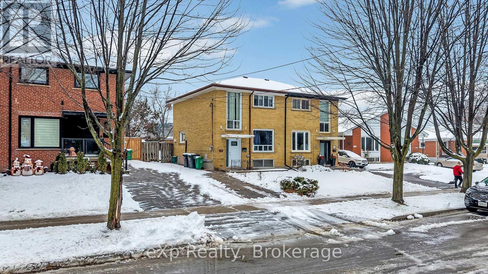 1367 Freeport Drive, Mississauga (Erindale), Ontario  L5C 1S5 - Photo 6 - W12700266