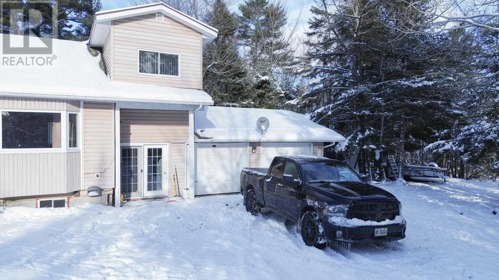 146 Copper Bay Rd, Bruce Mines, Ontario  P6A 5K9 - Photo 3 - SM253460