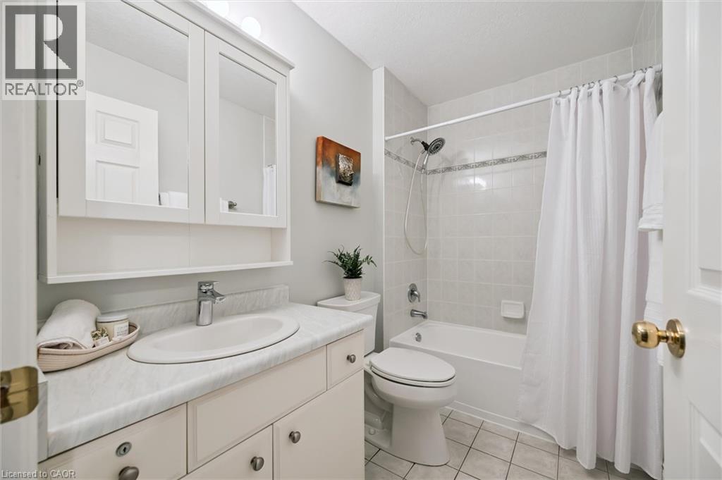 36 Rosecliff Court, Cambridge, Ontario  N1S 5B4 - Photo 19 - 40794482