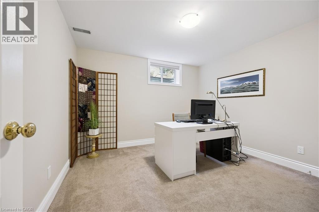 36 Rosecliff Court, Cambridge, Ontario  N1S 5B4 - Photo 33 - 40794482