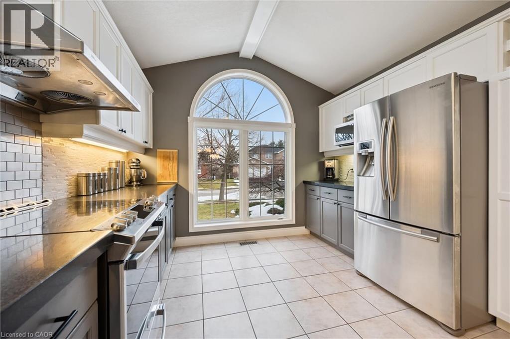 36 Rosecliff Court, Cambridge, Ontario  N1S 5B4 - Photo 9 - 40794482