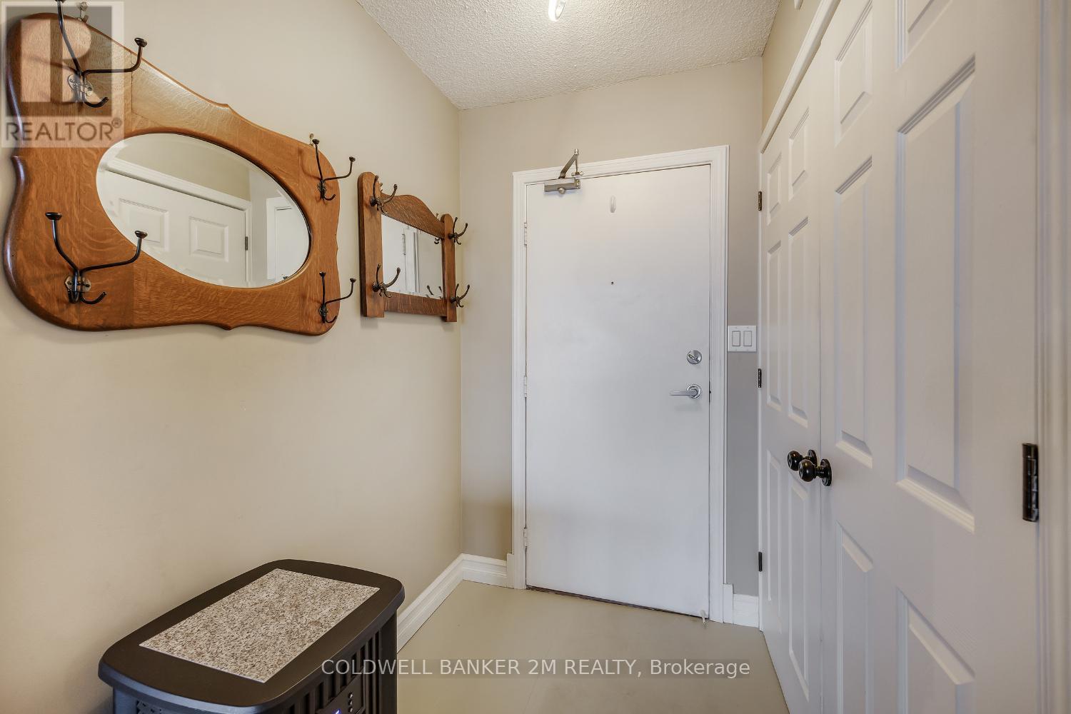 1014 - 55 William Street E, Oshawa (O'neill), Ontario  L1G 7C9 - Photo 3 - E12700334