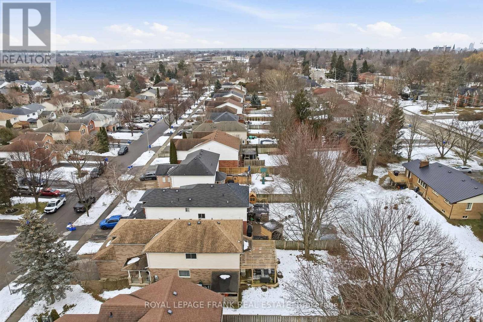 63 Farncomb Crescent, Clarington, Ontario  L1C 4L8 - Photo 30 - E12700392