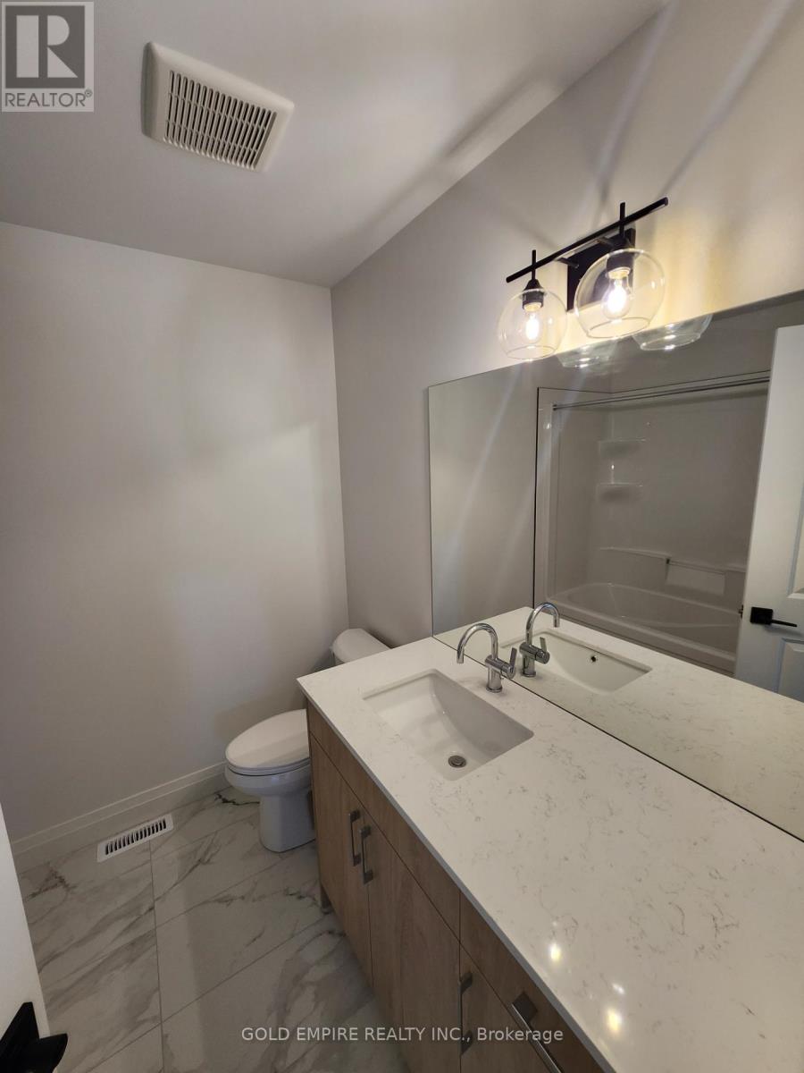 45-235 Kennington Way, London South, Ontario  N6L 1G9 - Photo 13 - X12700410