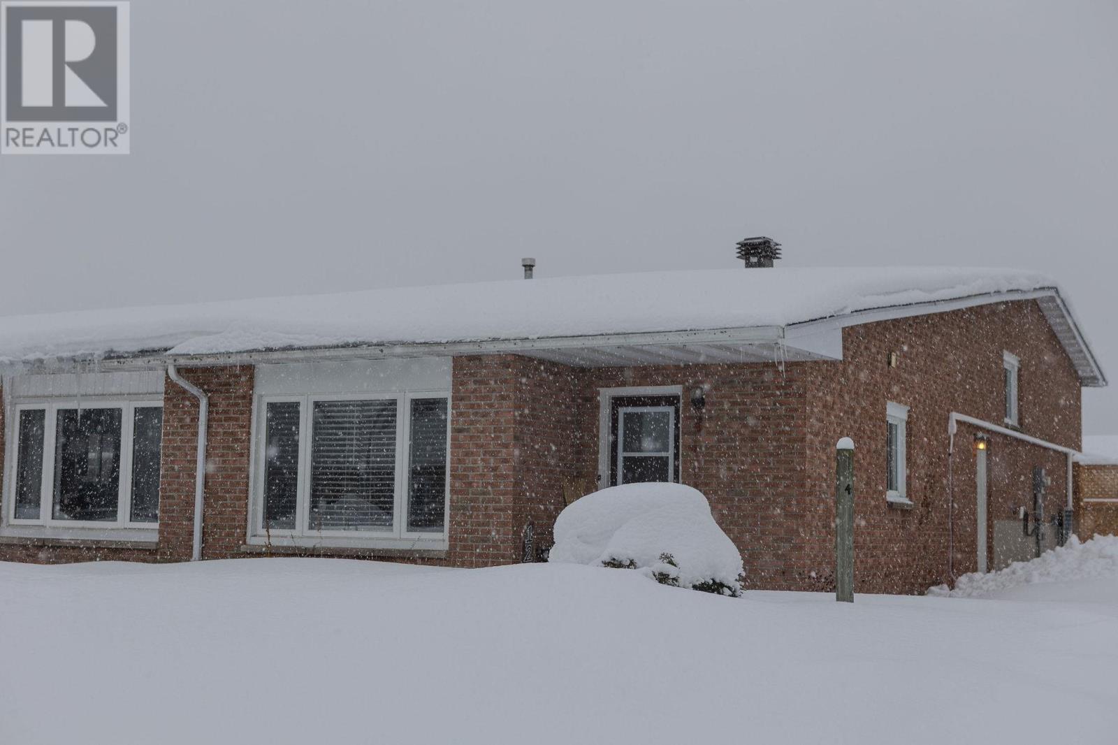 124 Sutton PL, Sault Ste. Marie, Ontario