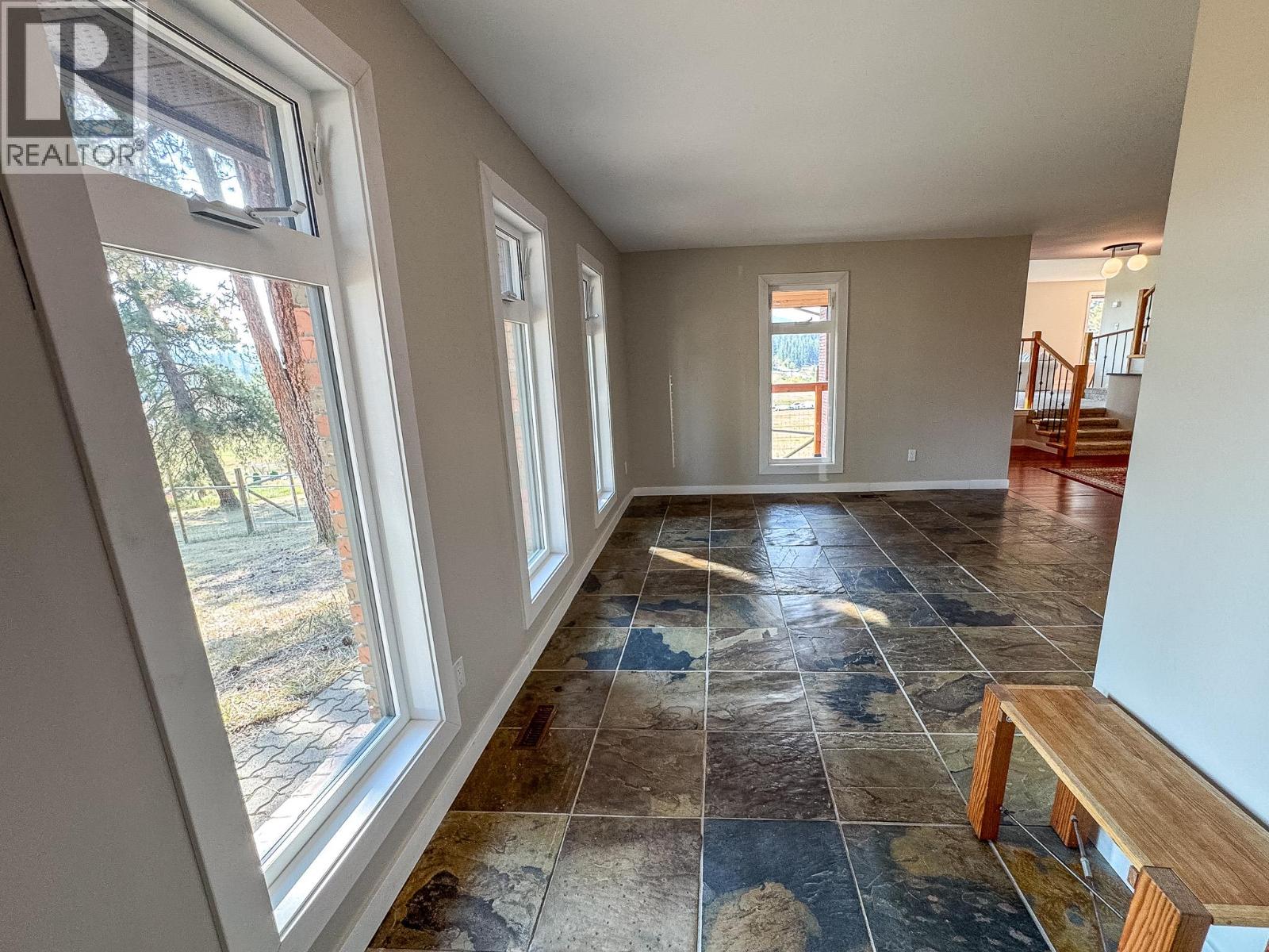 3025 9th Street S, Cranbrook, British Columbia V1C 7A8 - Photo 17 - 10372833