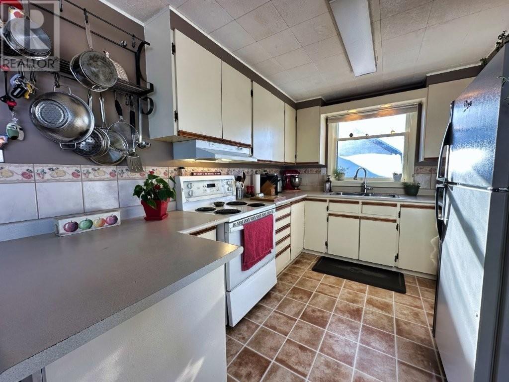 333 Shuniah Street, Thunder Bay, Ontario  P7A 3A3 - Photo 14 - TB2600079