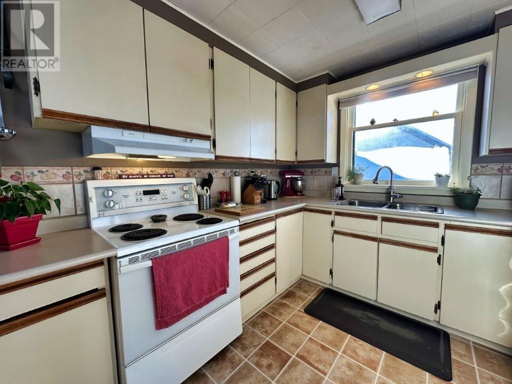 333 Shuniah Street, Thunder Bay, Ontario  P7A 3A3 - Photo 16 - TB2600079