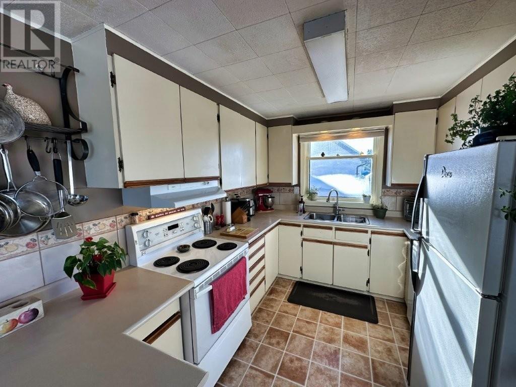 333 Shuniah Street, Thunder Bay, Ontario  P7A 3A3 - Photo 13 - TB2600079