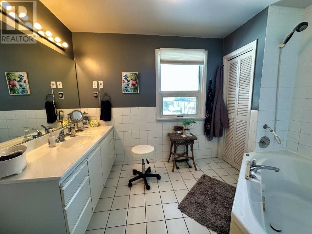 333 Shuniah Street, Thunder Bay, Ontario  P7A 3A3 - Photo 23 - TB2600079