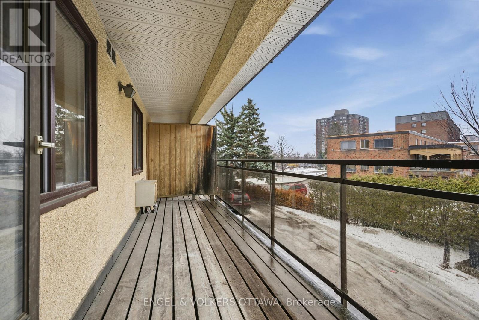 202 - 1490 Heron Road, Ottawa, Ontario  K1V 6A5 - Photo 8 - X12700298