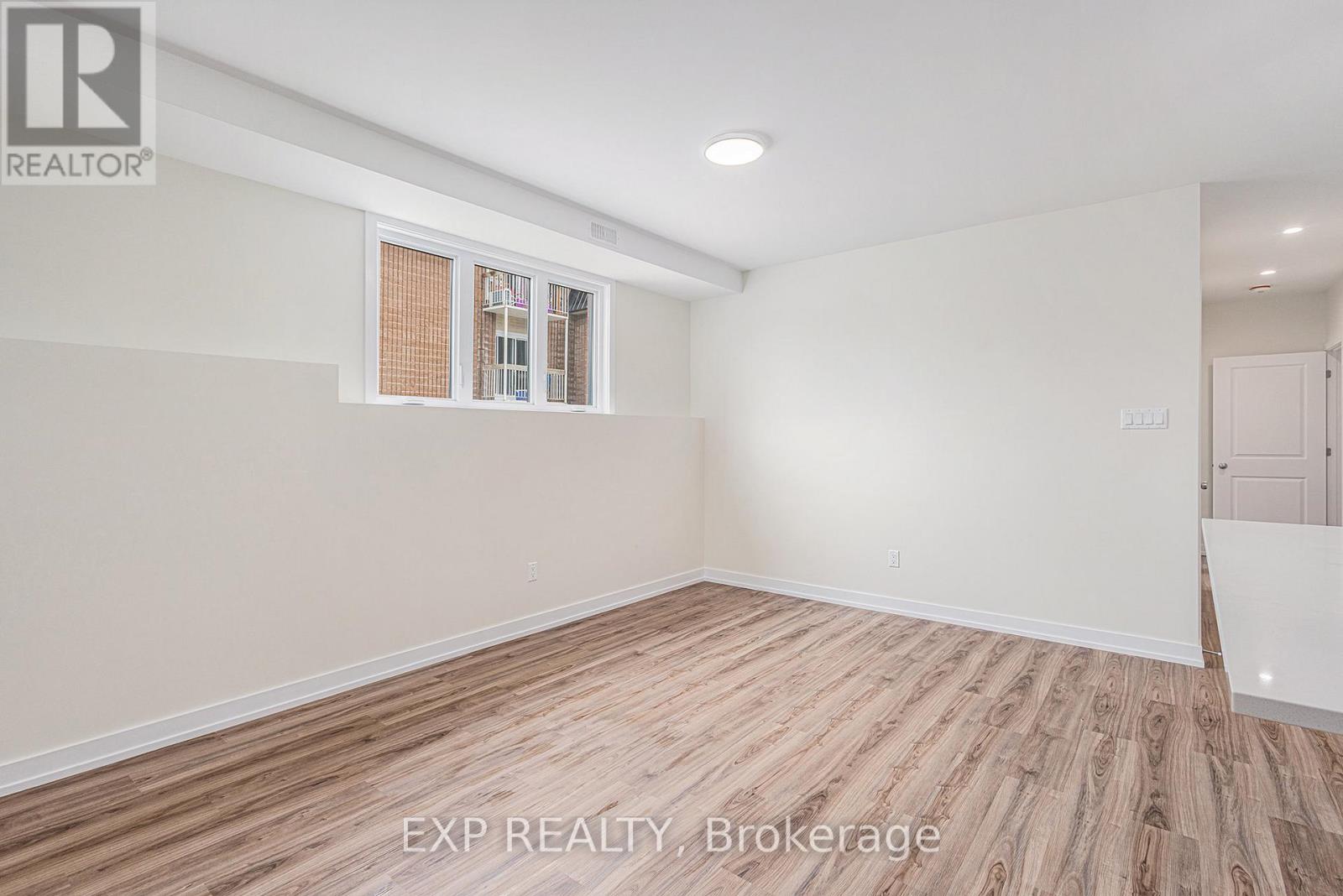 102 - 897 Laurier Street, Clarence-Rockland, Ontario  K4K 1E3 - Photo 10 - X12700370