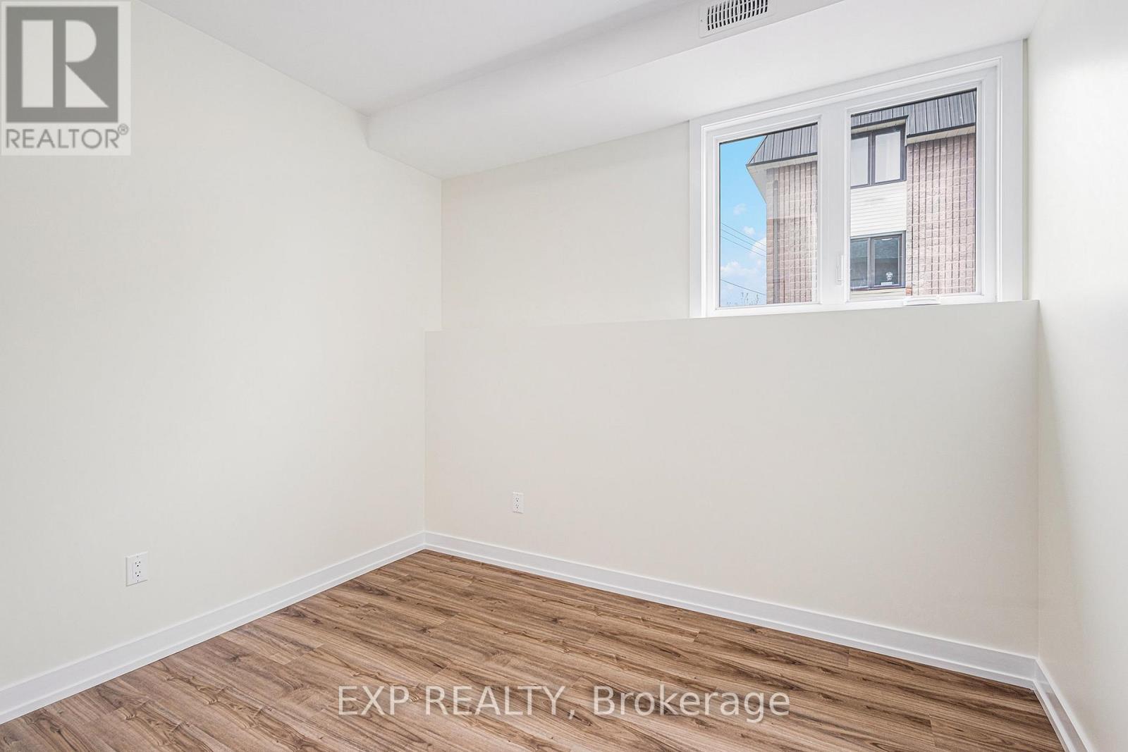 102 - 897 Laurier Street, Clarence-Rockland, Ontario  K4K 1E3 - Photo 14 - X12700370