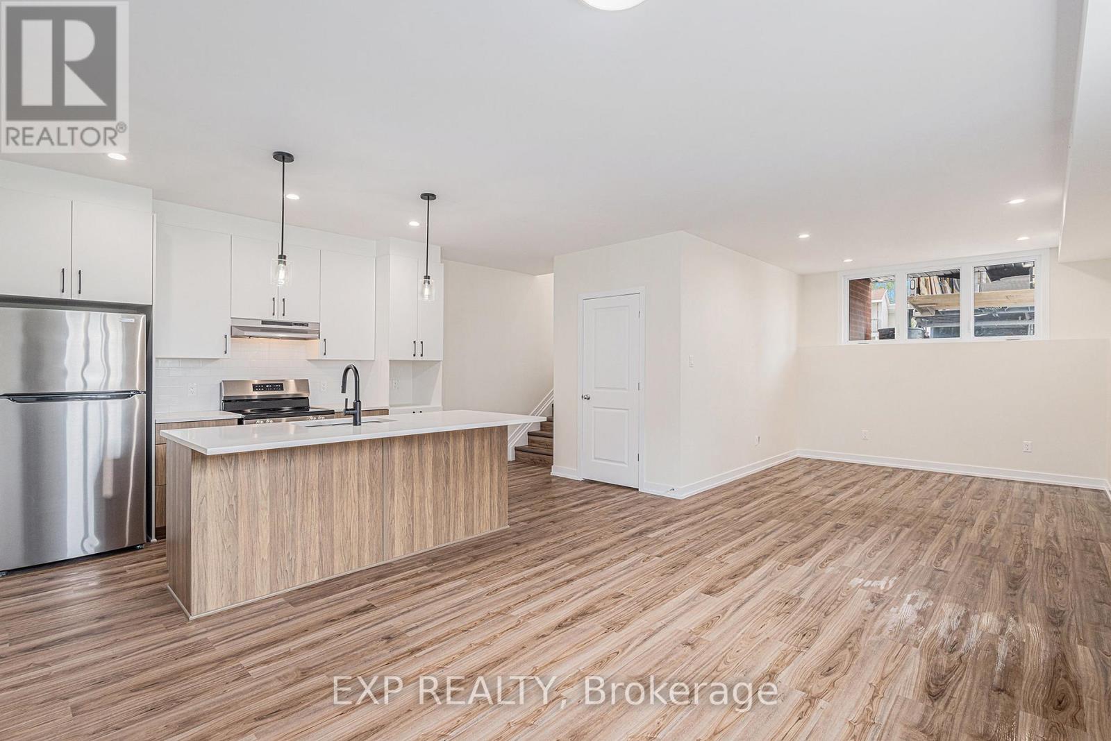 102 - 897 Laurier Street, Clarence-Rockland, Ontario  K4K 1E3 - Photo 6 - X12700370