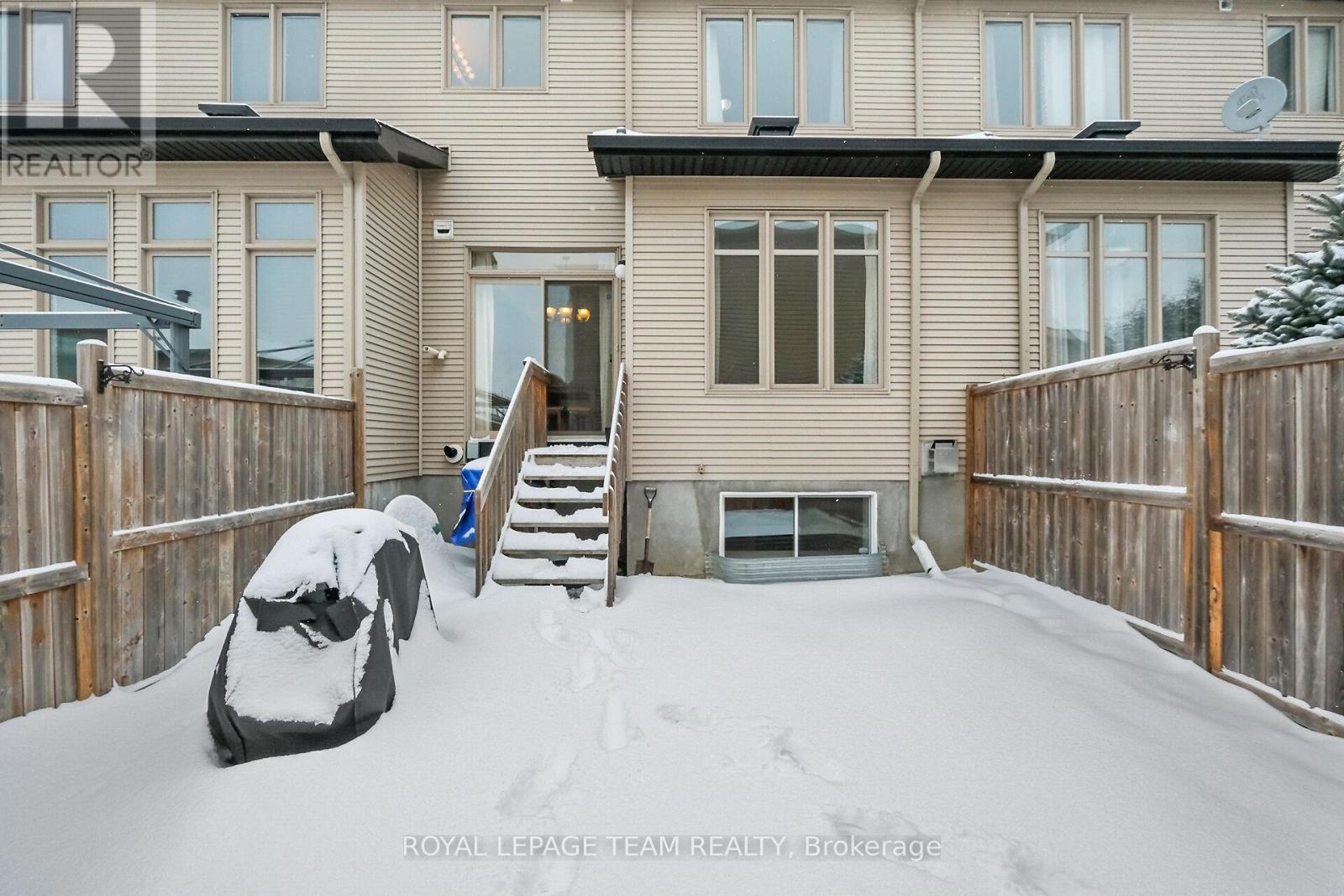 211 Butterfly Walk, Ottawa, Ontario  K1W 0G6 - Photo 39 - X12700424