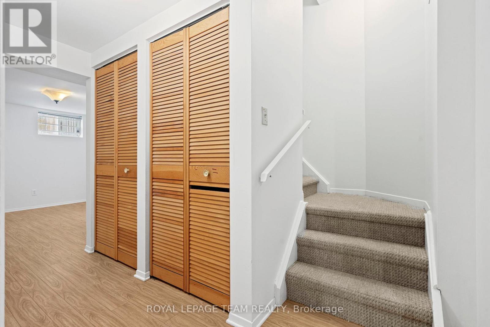 2534 Southvale Crescent, Ottawa, Ontario  K1B 5B4 - Photo 27 - X12700444