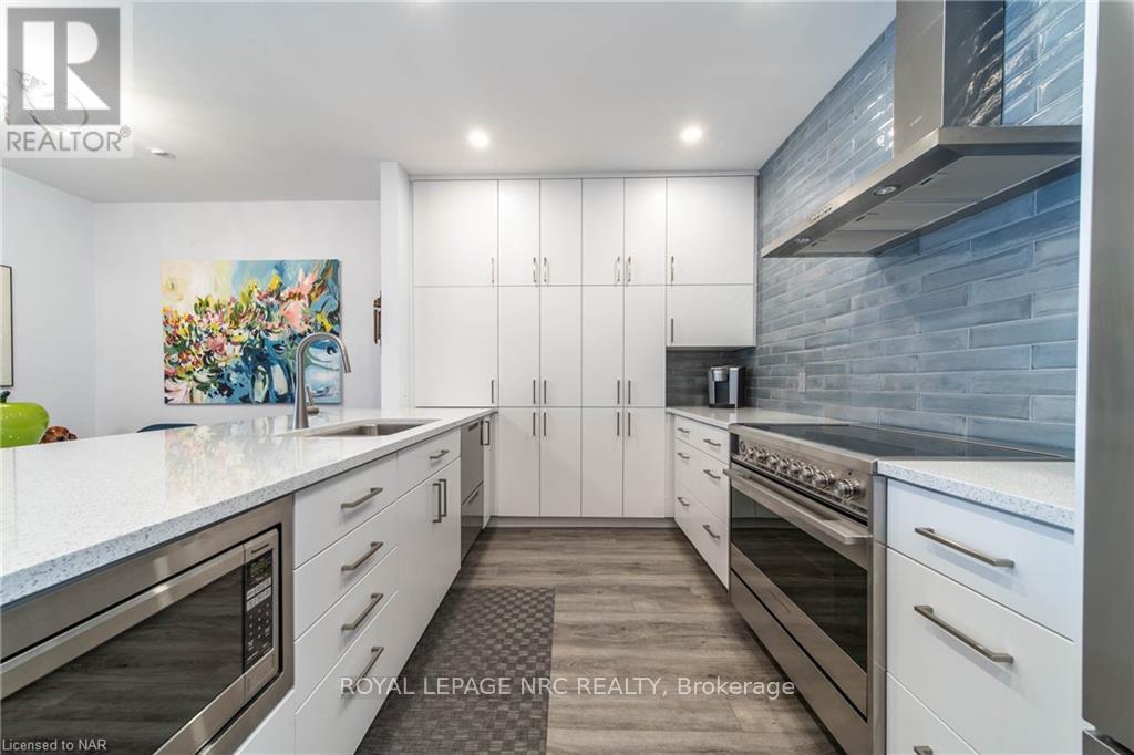 109 - 8111 Forest Glen Drive, Niagara Falls, Ontario  L2H 2Y7 - Photo 4 - X12700422