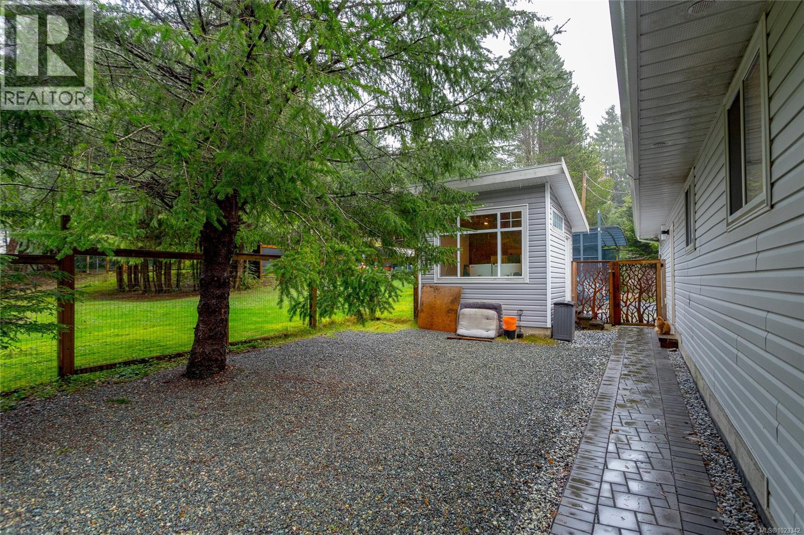 2880 Denewood Pl, Sooke, British Columbia  V9Z 1G6 - Photo 36 - 1023342