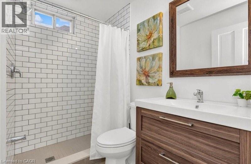 100 Dunsmure Road Unit# 3, Hamilton, Ontario  L8M 1S4 - Photo 9 - 40798882