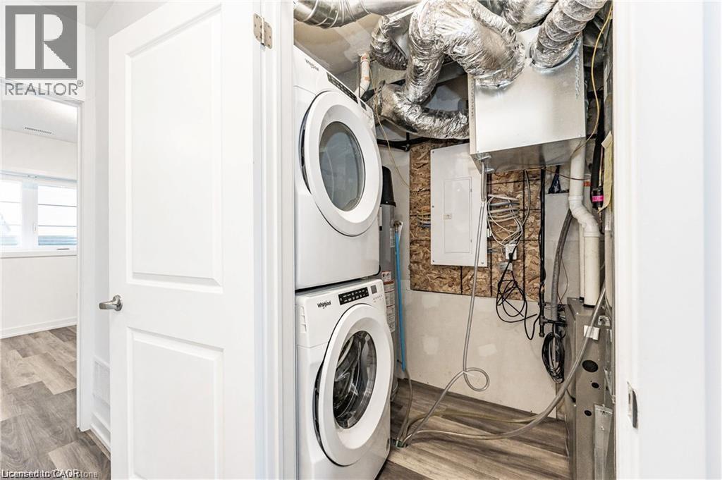 205 West Oak Trail Unit# 49, Kitchener, Ontario  N2R 0R9 - Photo 11 - 40798645