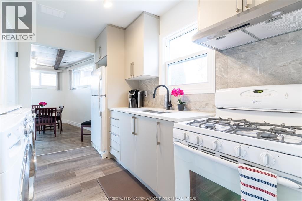 970 Isabelle, Windsor, Ontario  N8X 4E9 - Photo 6 - 26001221