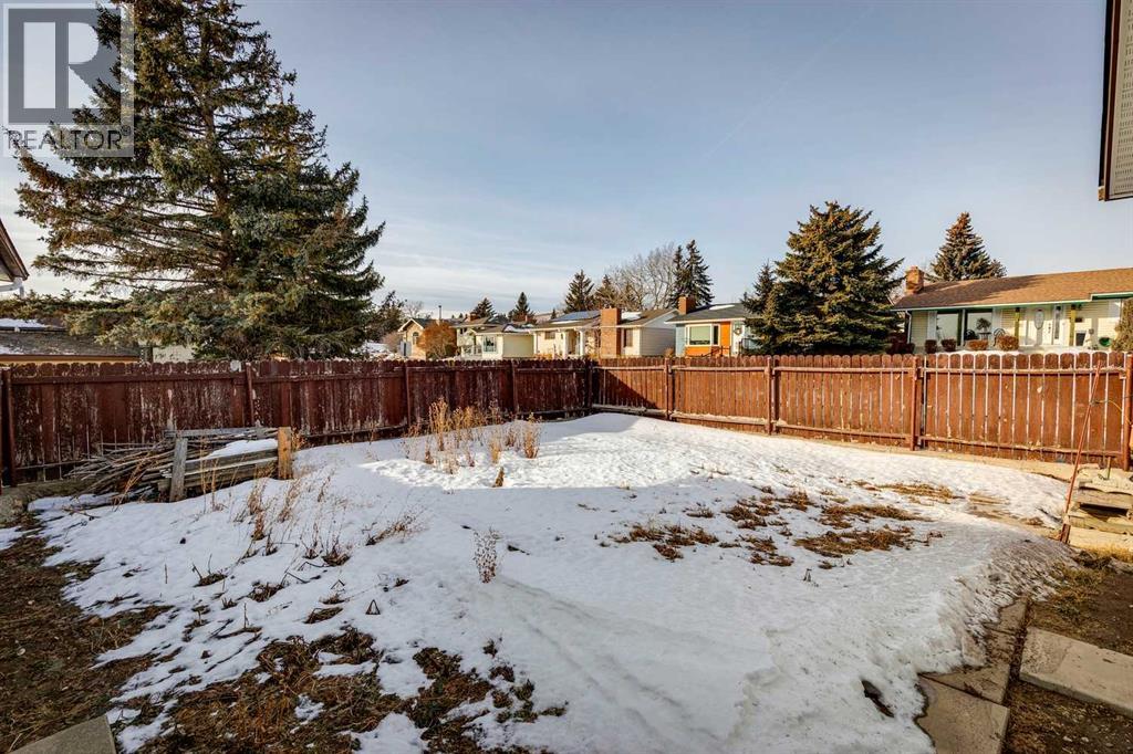 272 Thames Close Nw, Calgary, Alberta  T2K 5N4 - Photo 30 - A2277610