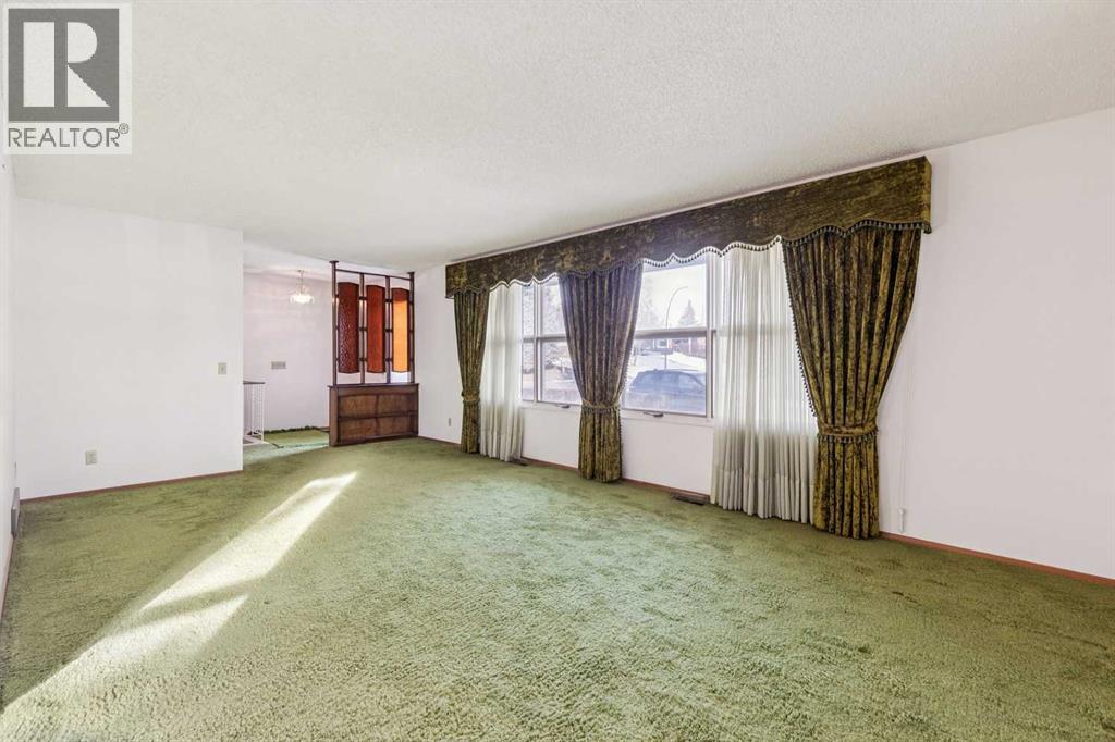 272 Thames Close Nw, Calgary, Alberta  T2K 5N4 - Photo 10 - A2277610