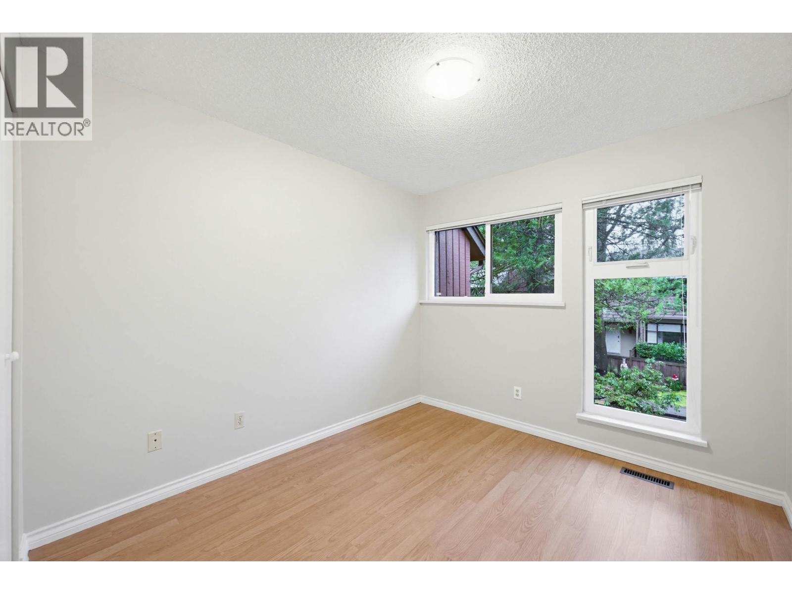 4686 Fernglen Place, Burnaby, British Columbia  V5G 3W1 - Photo 18 - R3079181