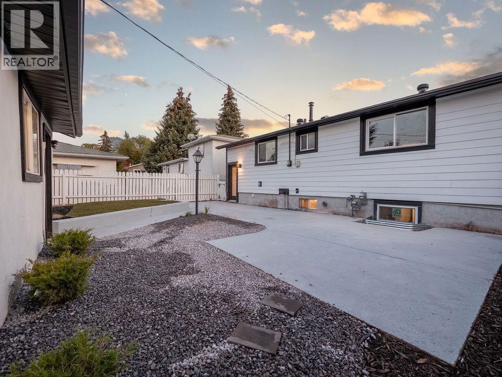 1349 Lake Sylvan Drive Se, Calgary, Alberta  T2J 3Z5 - Photo 40 - A2279137